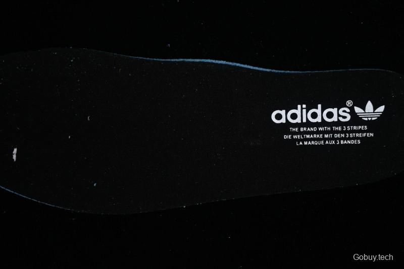 Adidas Campus BZ0084 Casual Sneakers with Three Stripes Design - BZ0084