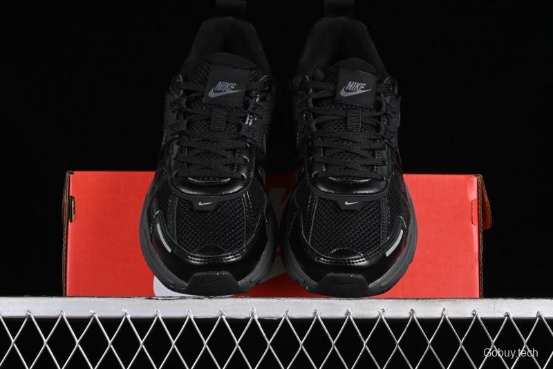 Nike V2K Runtekk 3XL Retro Low-Top Running Shoes with Shock Absorption and Anti-Slip Design - FD0736-001