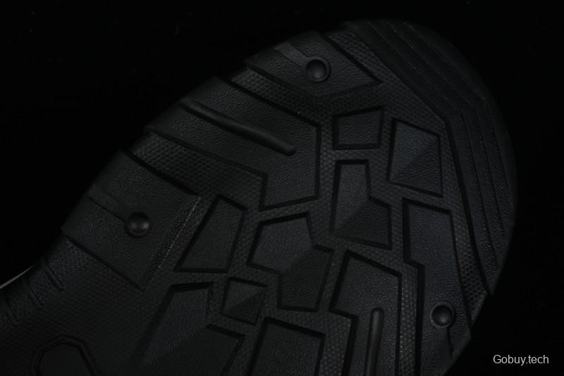 ECCO New Terrain Series Outdoor Closed-Toe Sandals Water Shoes with Breathable Design - 63890301001
