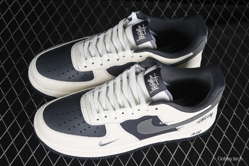 Nike Air Force 1 '07 Low Stussy Collaboration - Light Grey Triple Swoosh Low-Top Casual Sneakers - KK1988-037