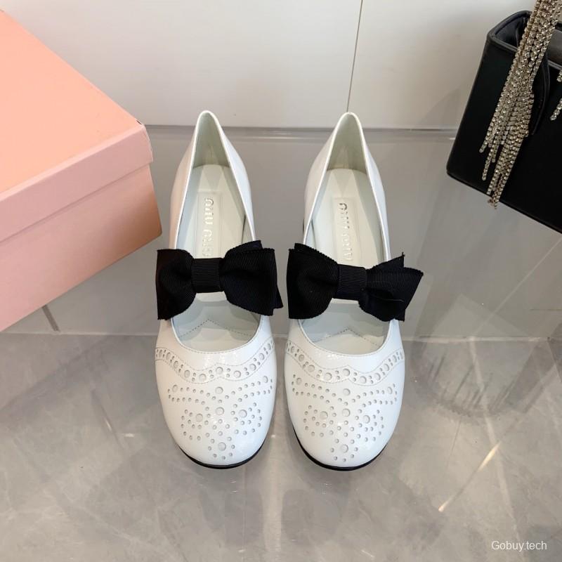 2025 Women Miu Miu White Leather Mary Jane Brogue Bow KFY00280