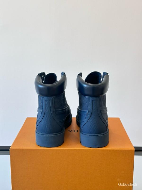 2024 Men Louis Vuitton Blue Leather Ankle Boots MJ00390