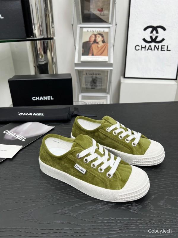 2025 Women Chanel Green Suede Casual Sneakers LY00230