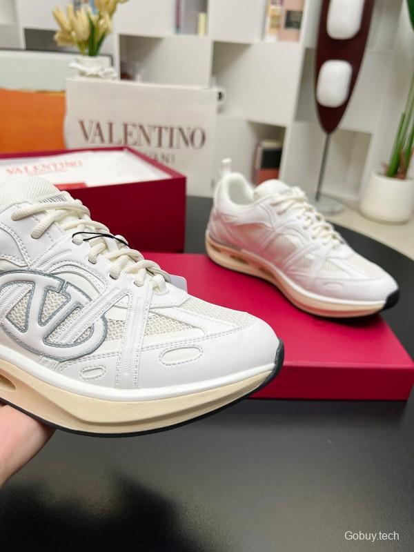 2025 Unisex Valentino White Mesh TPU Sneakers Vlogo Signature LY00410