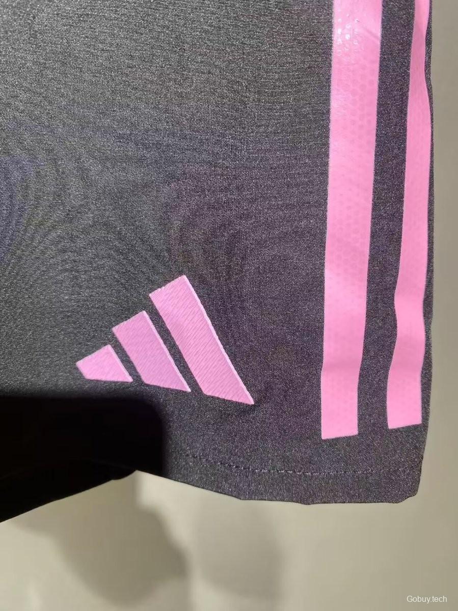 Player Version 25/26 Juventus Home Shorts